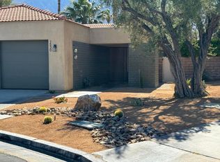1530 Sunflower Ct N, Palm Springs, CA 92262