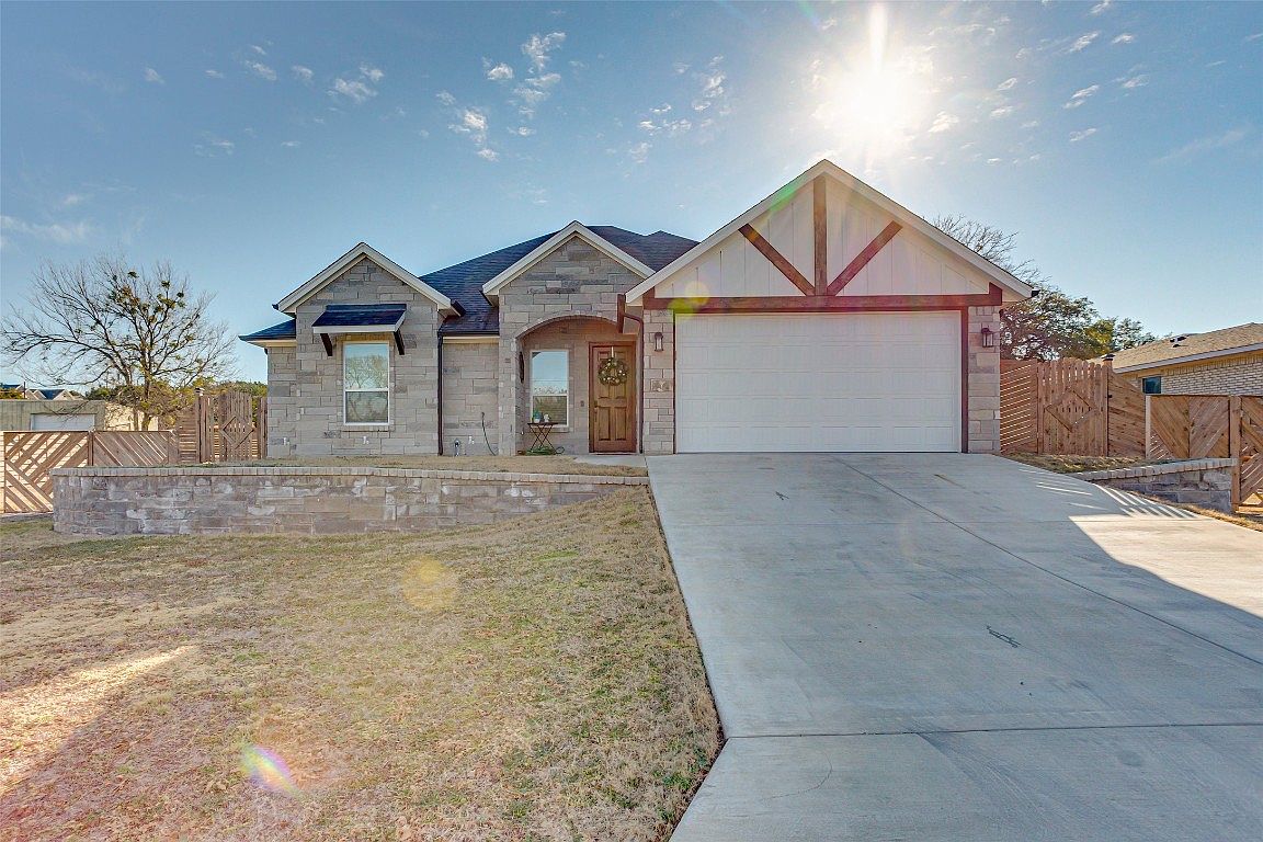 2807 Sky Harbour Dr, Granbury, TX 76049 Zillow