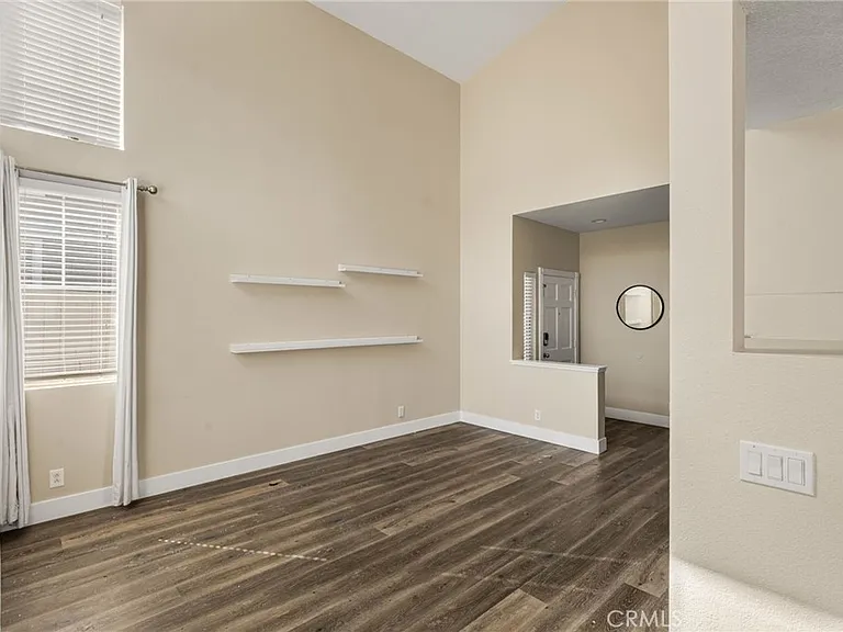 3441 E Berkshire Ct — Photo 11
