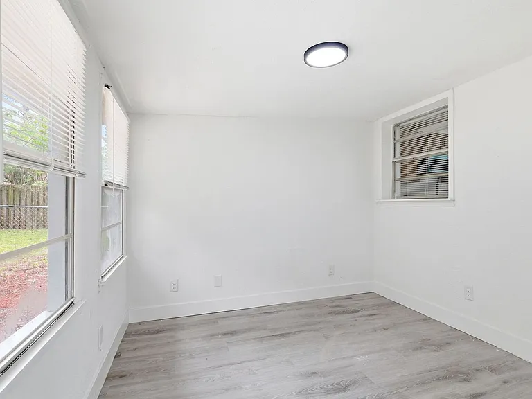 1214 Pace Dr NW — Photo 17