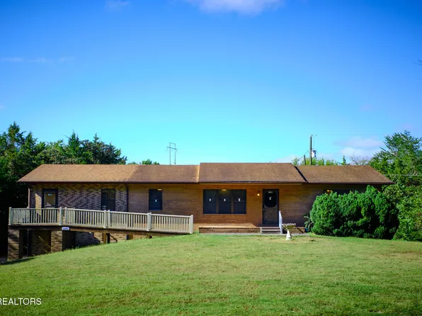 1105 Ridge Rd, Sevierville, TN 37862