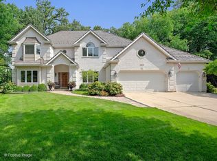 107 Trappers Ct, Naperville, IL 60565