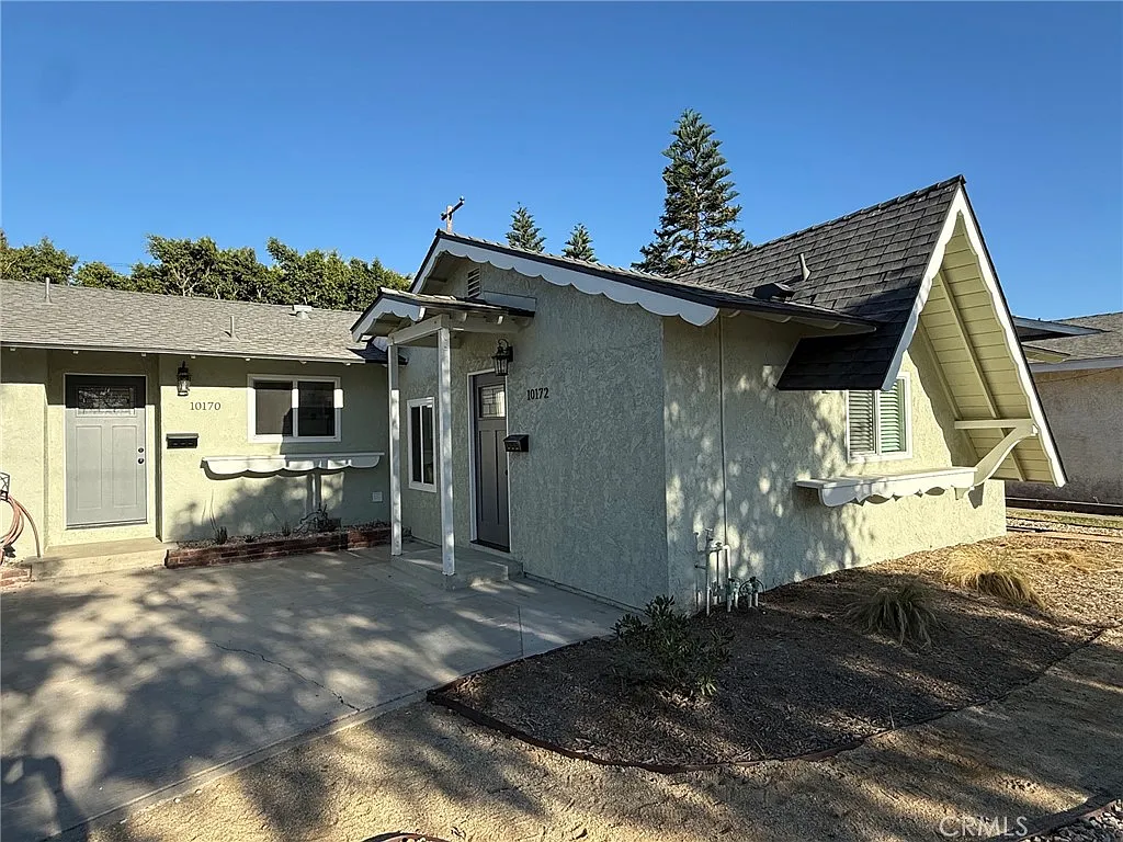 2 bed, 950 sqft, $3,200 — Photo 4