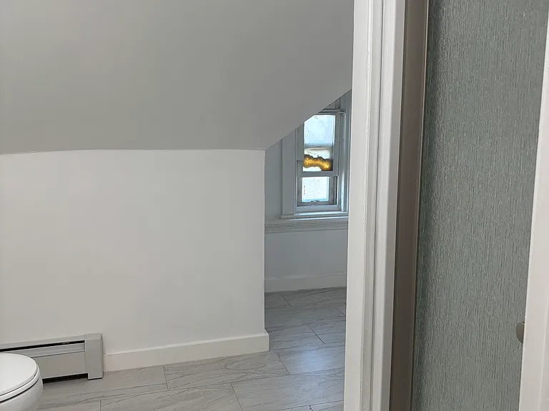 26 Armington St #2A — Photo 12