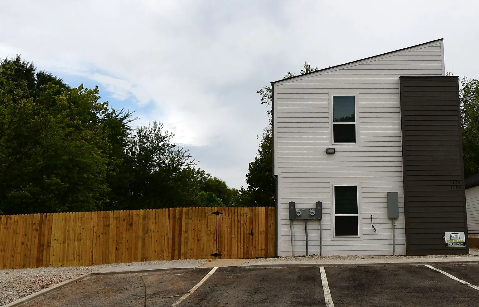 Be the First- 2 Bedroom, 2.5 Bathroom Duplex! — Photo 3