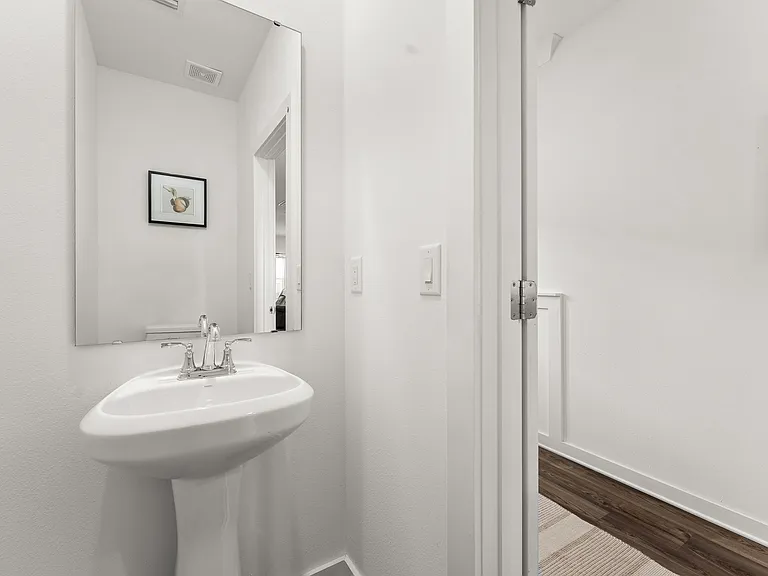5899 Tyndall Pl — Photo 12