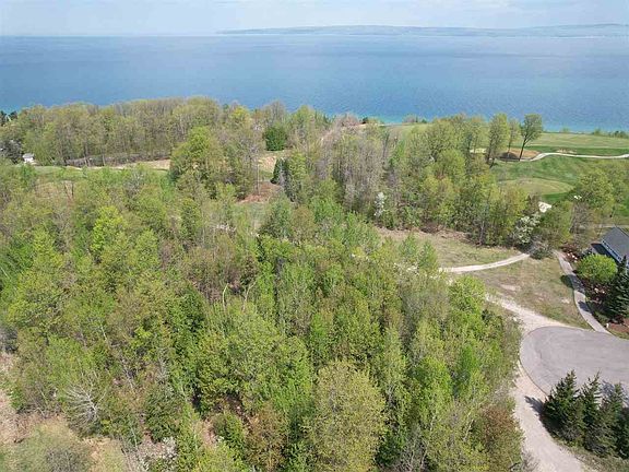 4th image of 5694 Coastal Woods Ct