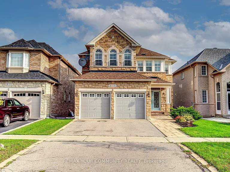 230 Humberland Dr — Photo 1