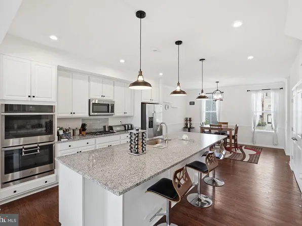 13044 Jessica Grove Pl, Woodbridge, VA 22192