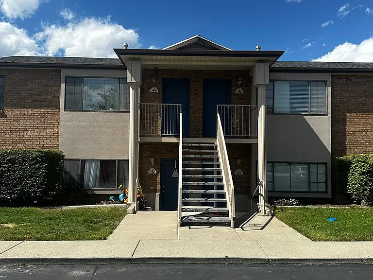 833 W 800 N — Photo 3