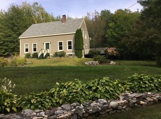 11 Fieldcrest Dr, Raymond, ME 04071