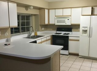 3500 Saint Annes Ct, Aurora, IL 60504