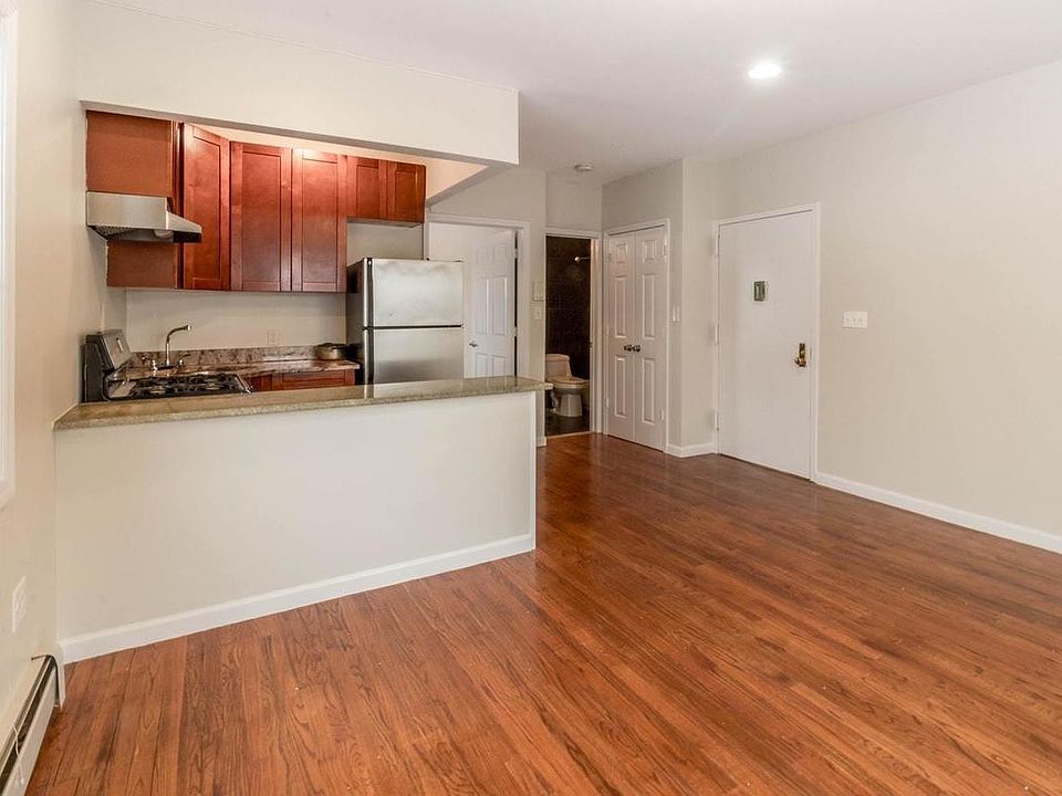 1st image of 8532 131st St APT 3A