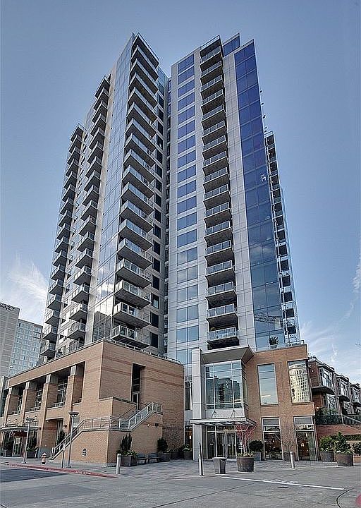 1st image of 10610 NE 9th Pl Unit 1207