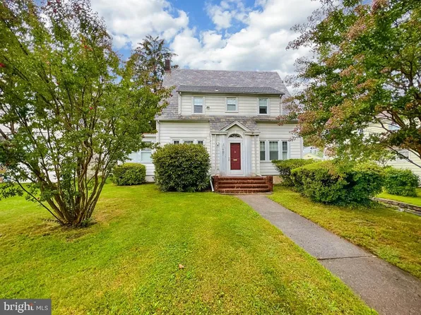 607 N Lafayette Ave, Morrisville, PA 19067