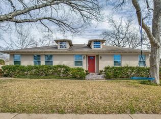 542 Peavy Rd, Dallas, TX 75218
