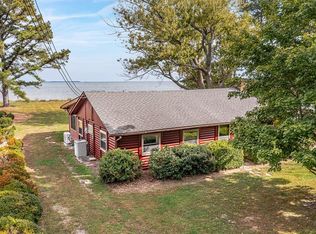 44 Bay Quarter Dr, Heathsville, VA 22473