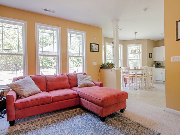 5th image of 225 Marino Pl