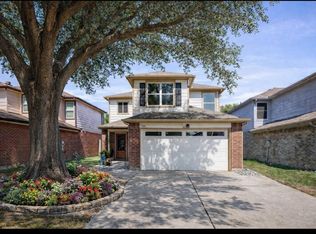 747 W Oak Dr, Houston, TX 77073