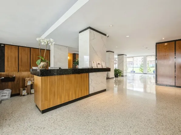 166-25 Powell Cove Boulevard image 8 of 42