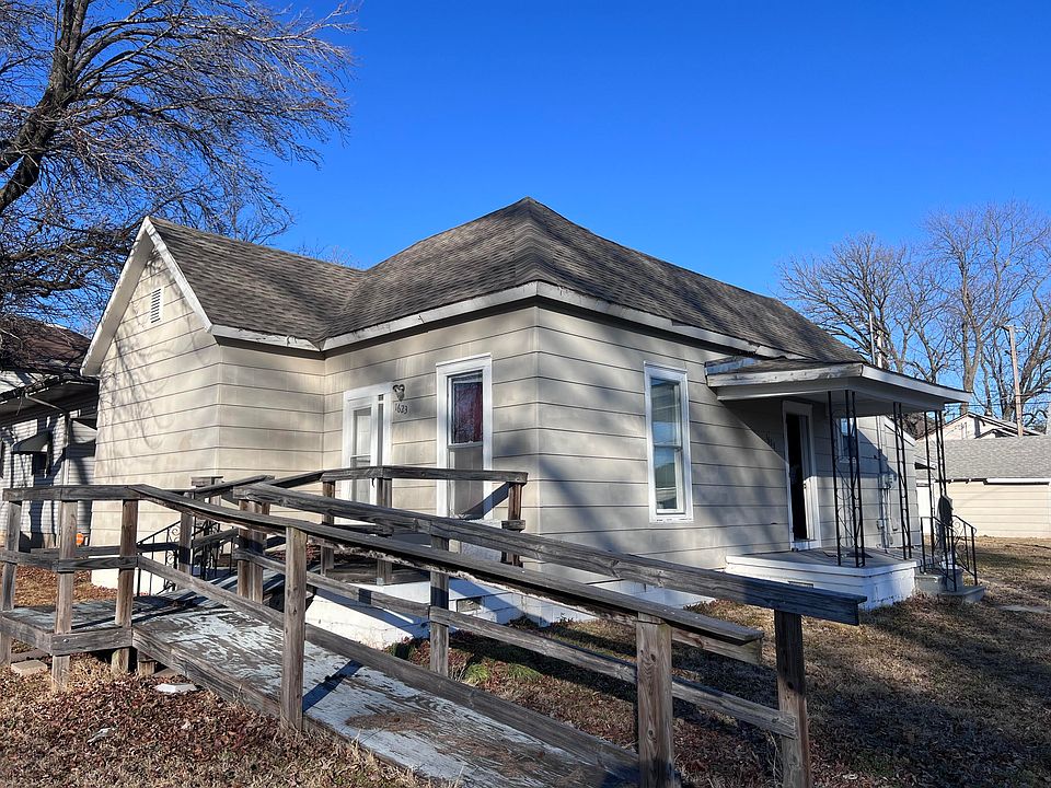 1st image of 1623 S Pearl Avenue