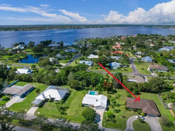 2420 NW Everglades Boulevard, Stuart, FL 34994