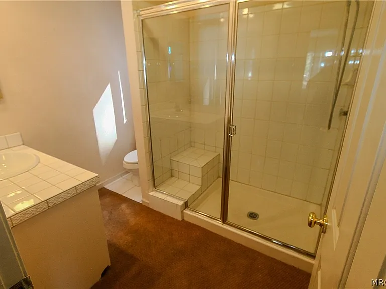 664 Barret Way — Photo 34