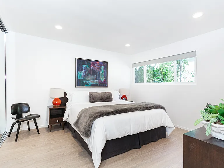 938 N San Vicente Blvd #8 — Photo 14