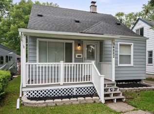 24882 Midland, Redford, MI