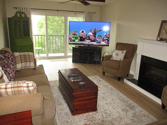 2nd image of 200 Sanders Ferry Rd APT 2301