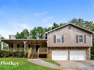 213 Campbell Dr, Dallas, GA 30132