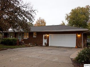 301 Prairie Mills Rd, Golden, IL 62339