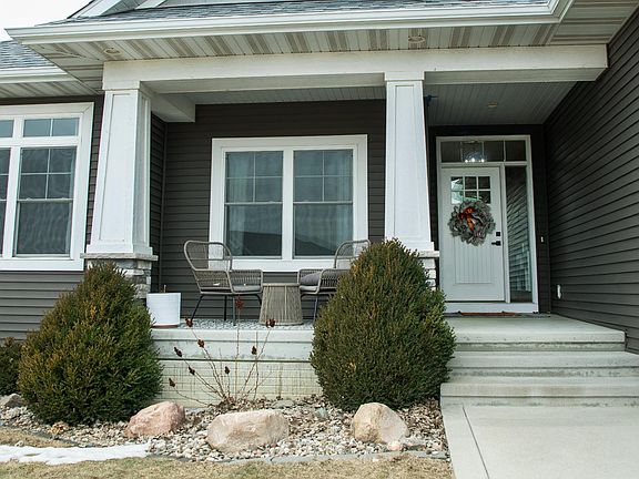 2nd image of 4821 Prairie Dock Rd