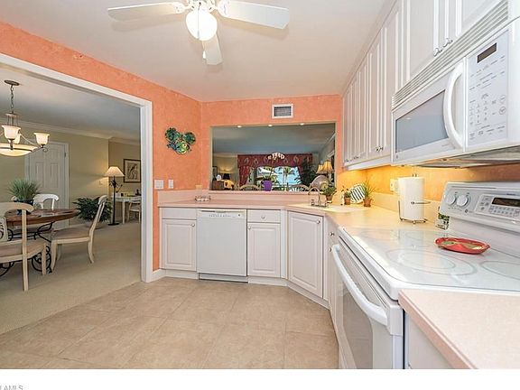 5th image of 2401 Gulf Shore Blvd N APT 22