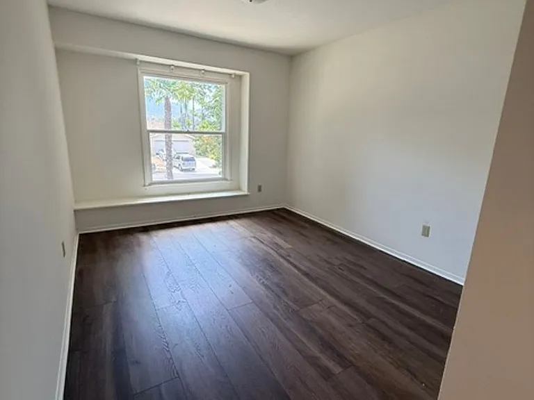 3733 Cullen Ct — Photo 8