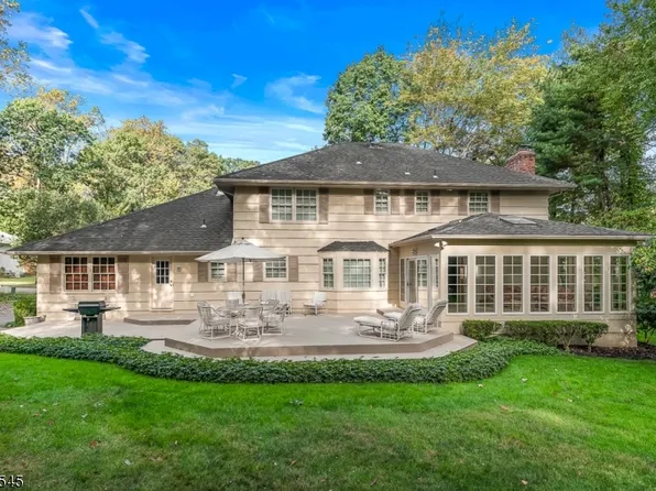 5 Penwood Dr, Parsippany-Troy Hills Twp., NJ 07950