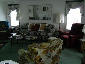 2nd image of 1037 Robin Dr