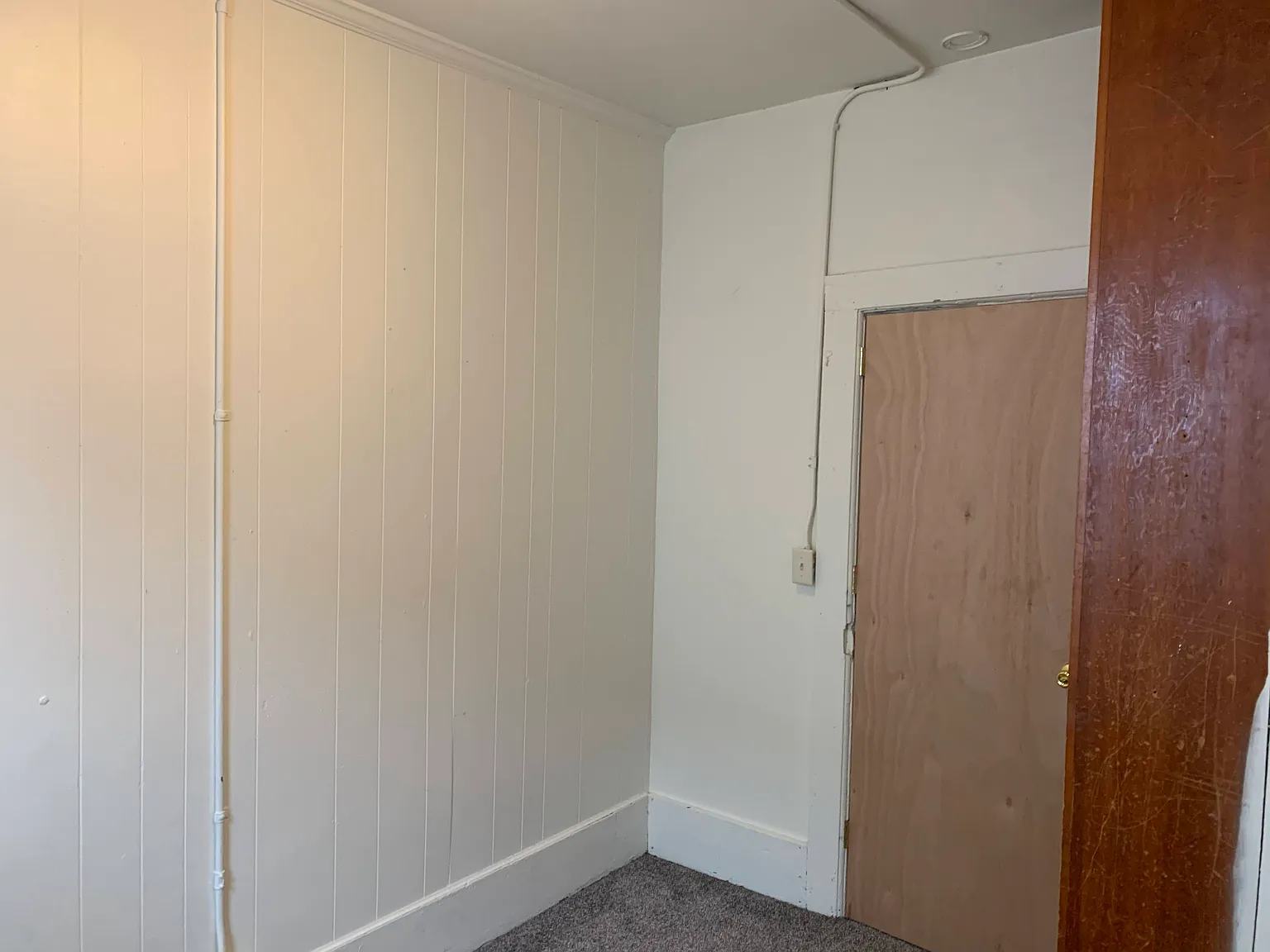 1826 Whipple St — Photo 2