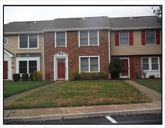 1st image of 9461 Tracey Lynne Cir