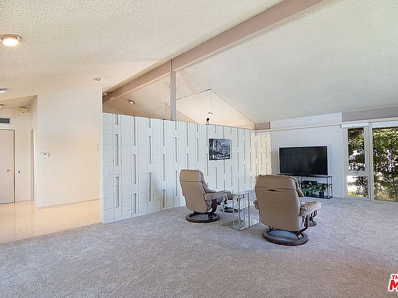 4th image of 3522 Wrightwood Ct