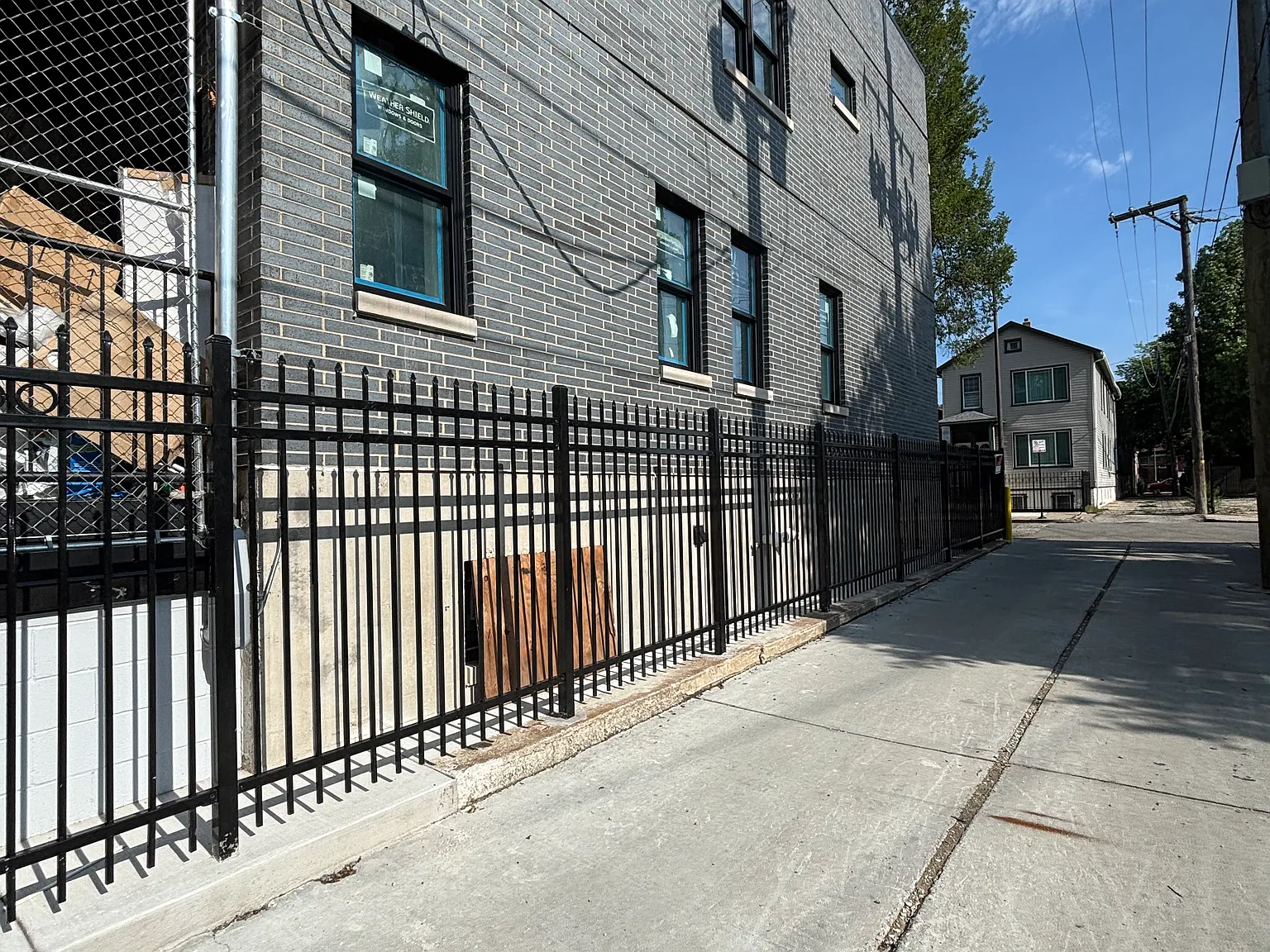 3 bed, 1700 sqft, $5,600 — Photo 4