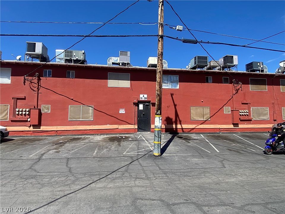 2nd image of 521 S Maryland Pkwy APT A16