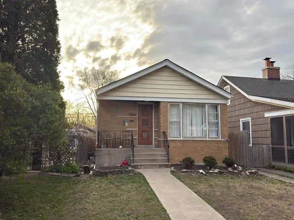 12041 Maple Ave, Blue Island, IL 60406