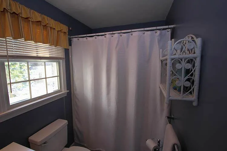 18 Great Hill Rd — Photo 15