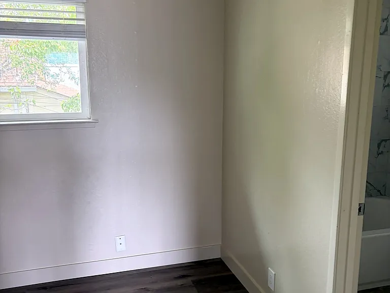 318 Chestnut St #5 — Photo 38
