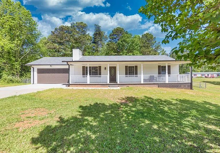 3200 Lee Dr — Photo 1