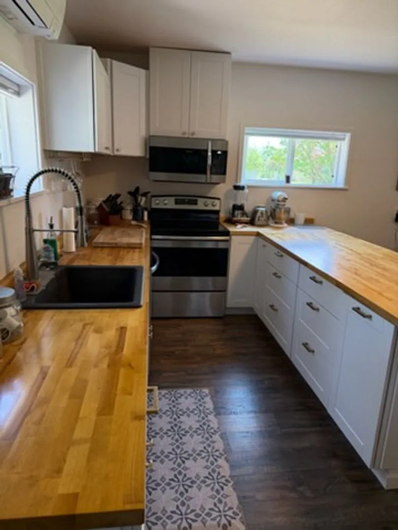 Charming Fully Furnished Studio Cottage in a Peaceful Country Setting — Photo 3