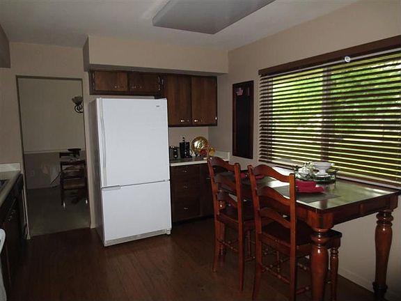 4th image of 7500 Katy Dr