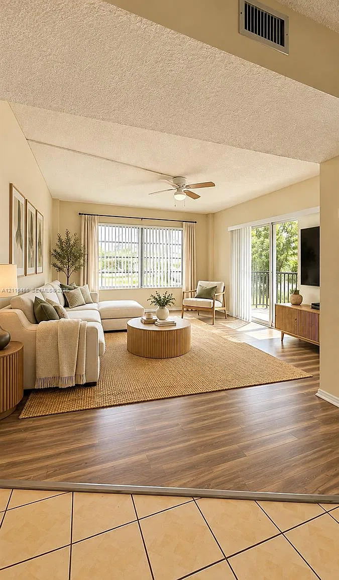 4172 Inverrary Dr — Photo 3