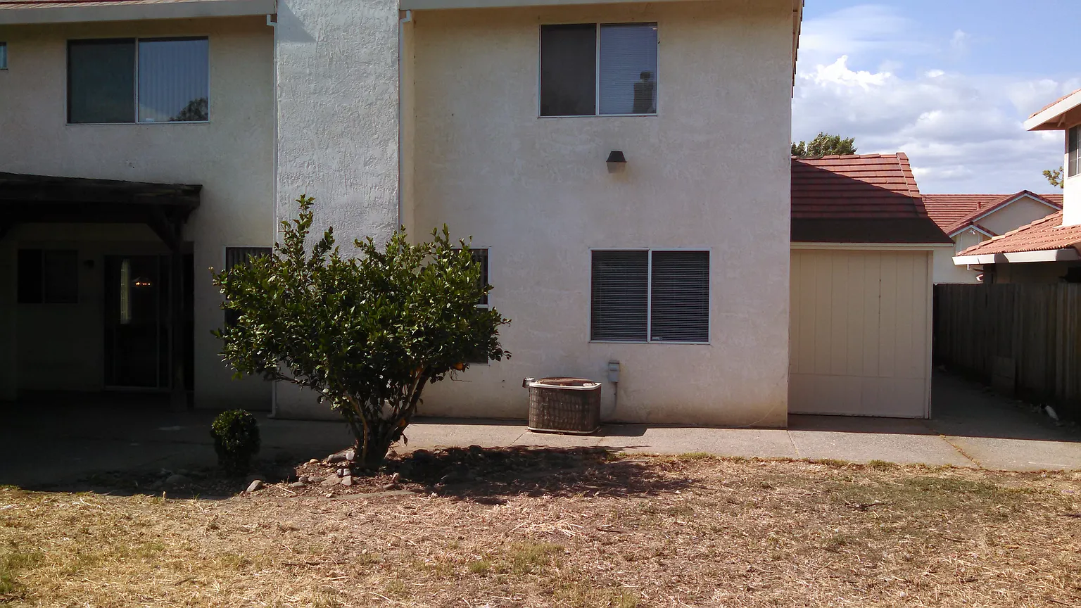 939 Keiko St photo 1